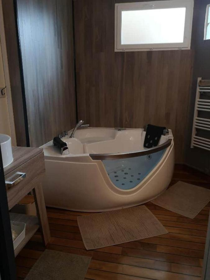 Appartement, Les TEMPLIERS, RDC VUE MER PROCHE CENTRE VILLE Houlgate Extérieur photo